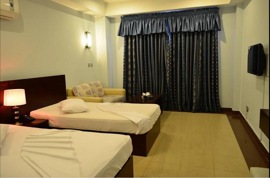 Hotel Multan Continental מראה חיצוני תמונה