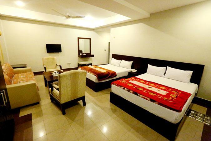 Hotel Multan Continental מראה חיצוני תמונה